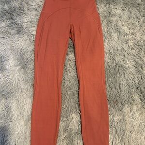 Pink high waisted LULULEMON leggings size:6 NEVER WORN